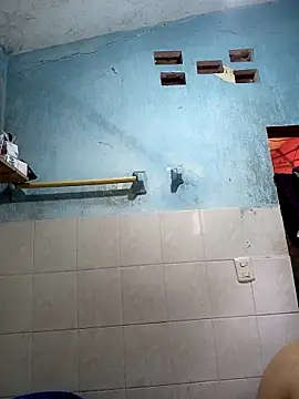 Chatroom XXX en direct de Linhaprincess