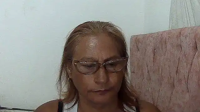 Chatroom XXX en direct de charrysexy1