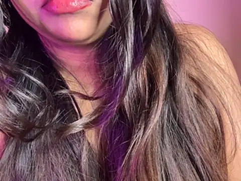 Its_cherry_magic Show in webcam