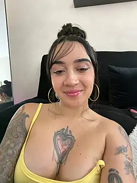 EmmyEvans1n Live XXX chat