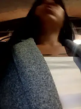 LunaHot_777 – Naživo XXX chat