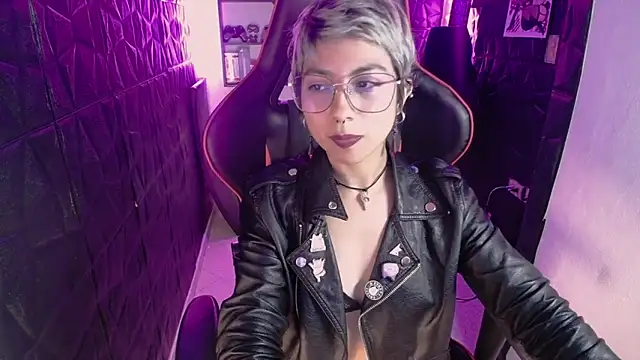 Онлайн чат XXX lunarichy22