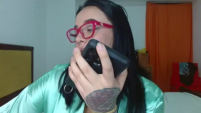 Nova-Satela 现场XXX聊天