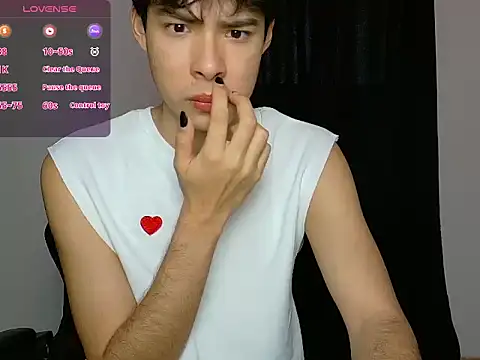 leotnk: онлайн-секс-чат