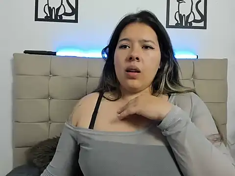 LinaBrowm Chat XXX live