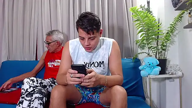 MC_ForbiddenFlavor Live XXX-Chat