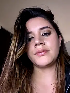 Chat +18 de maliciaworld ao vivo