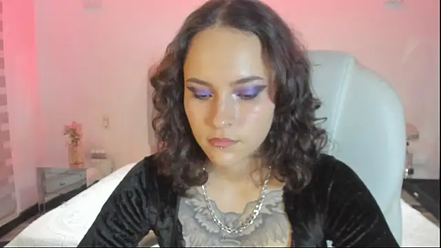 Chat +18 de AnnyThompson_ ao vivo