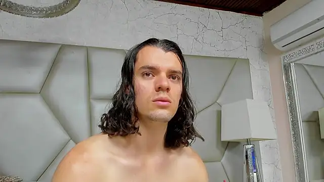 maxi_styles Live XXX-Chat