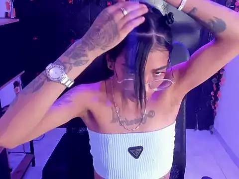 KarlaSlutSkinny__n Live XXX chat