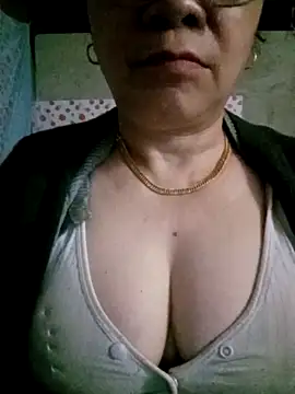 Chat +18 de small-house123 ao vivo