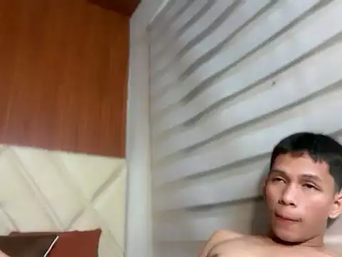 دردشة TheBoyAboveYou الجنسية المباشرة