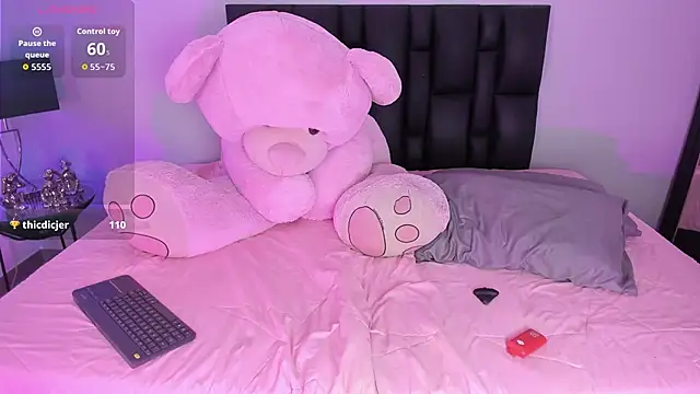 แชท XXX สดของ Kloebaby_