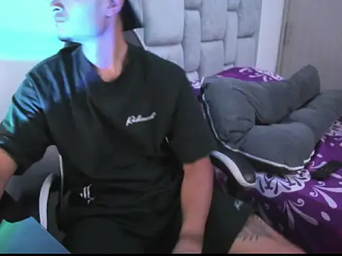 FredericSloan élő XXX-chatje