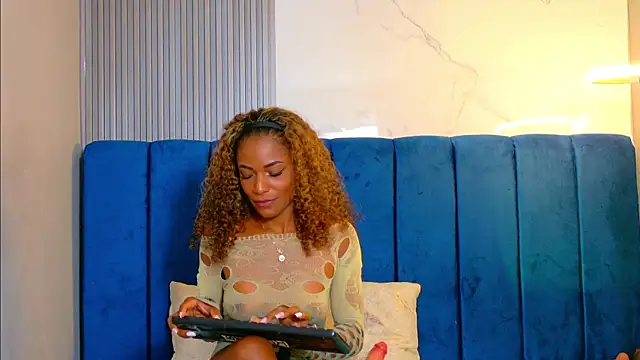 Chat XXX en directo de kiaratentation