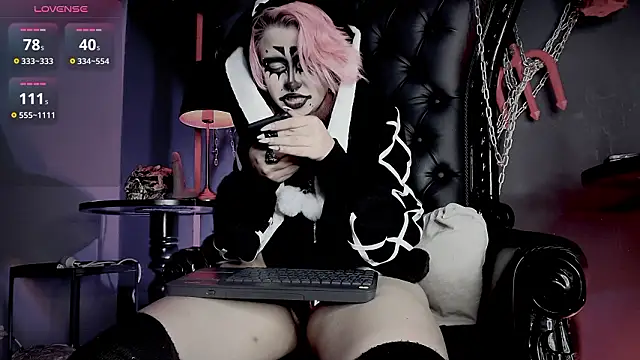 Navier__'s Live XXX Chat