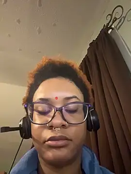 Онлайн чат XXX nickytheehawtie