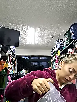 Živý XXX chat Tefannyy_