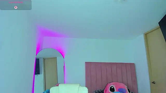 Janettcruz's Live XXX Chat