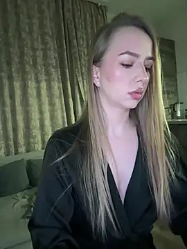 MissOyee 现场XXX聊天