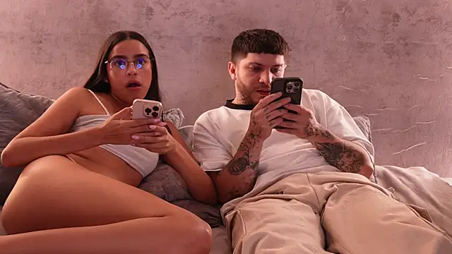 دردشة Nicky_and_Blake الجنسية المباشرة