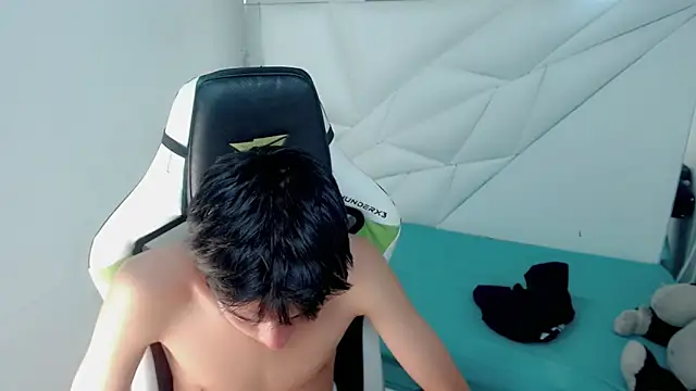 Liarr_: απευθείας συνομιλία ΧΧΧ