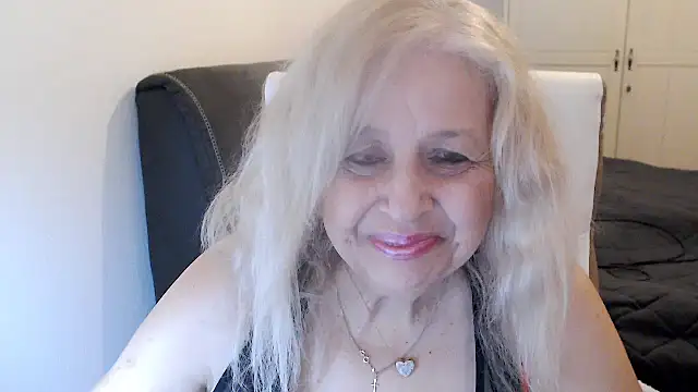 SusiLifeXXX Adlı Modelin Canlı XXX Sohbeti