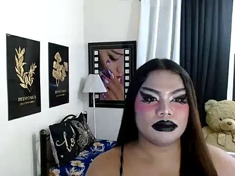 Živý XXX chat TSbrianaHugeCock