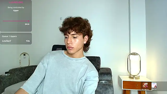 Blake_Parker Adlı Modelin Canlı XXX Sohbeti