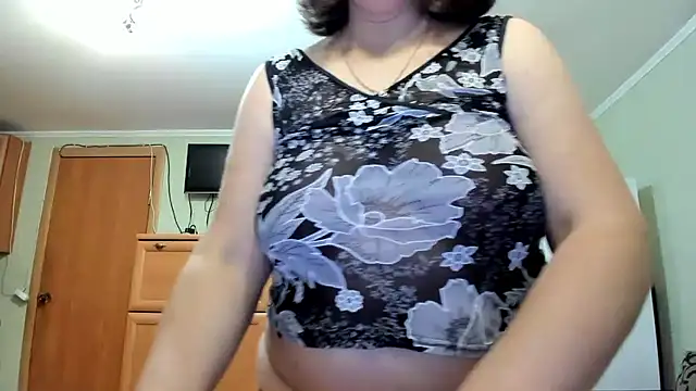 KATTYWARM_ Show Webcam