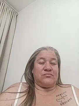 Chat +18 de MilF-eterna_69 ao vivo
