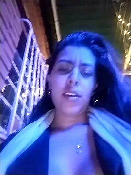 Czat XXX na żywo – Luianna