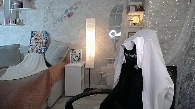 NickyAdamidi Chat XXX live