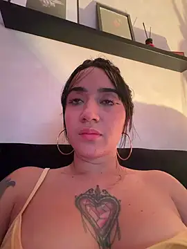 EmmyEvans1 – Naživo XXX chat