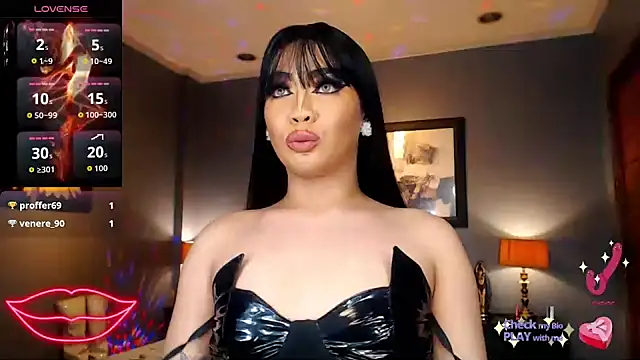 Show modela FridaHumphrey na web-kameri