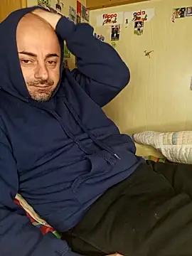 toro23xxxl Live XXX Chat