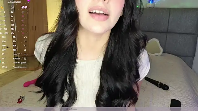 دردشة Soffimoon_ الجنسية المباشرة