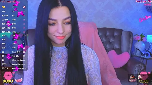 دردشة KitnissKiss الجنسية المباشرة