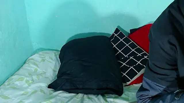 Ariatnaanddilan 现场XXX聊天