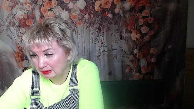 RenataDaster élő XXX-chatje