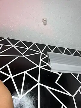 SinLunaXXX Live XXX-Chat