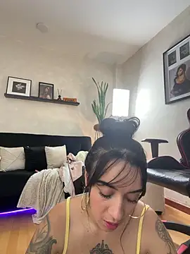 EmmyEvans1 现场XXX聊天