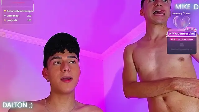 Chatroom XXX en direct de Mike_Benelli