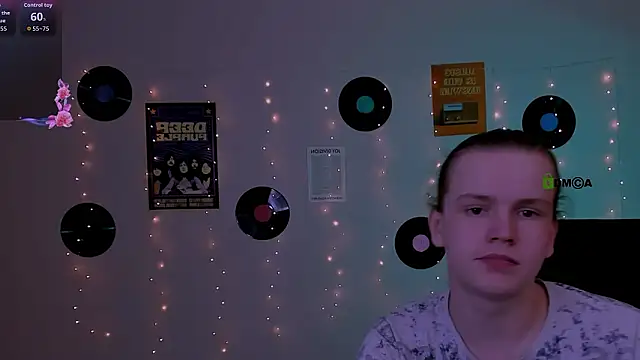 Chatroom XXX en direct de leo_void