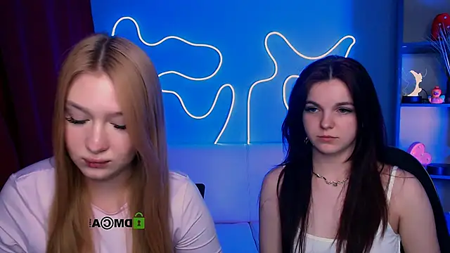 playful_sophie live XXX chat