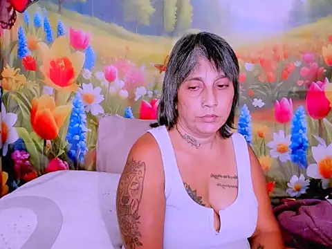 indianroxy: онлайн-секс-чат