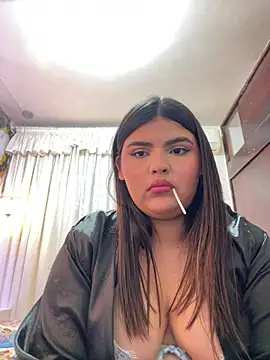 Chatroom XXX en direct de Lia_sexx