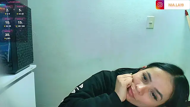 HotAlana_のライブXXXチャット