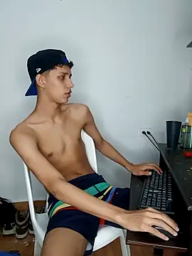 Alayn_sexy_ayesのライブXXXチャット