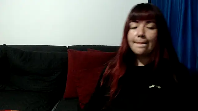 Онлайн чат XXX evilheart_69